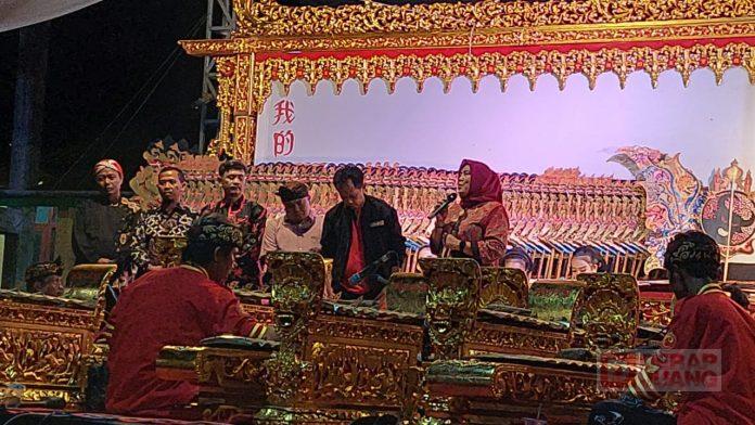 Obati Kangen Warga Banjarnegara, Sri Ruwiyati Selenggarakan Pagelaran Wayang Kulit