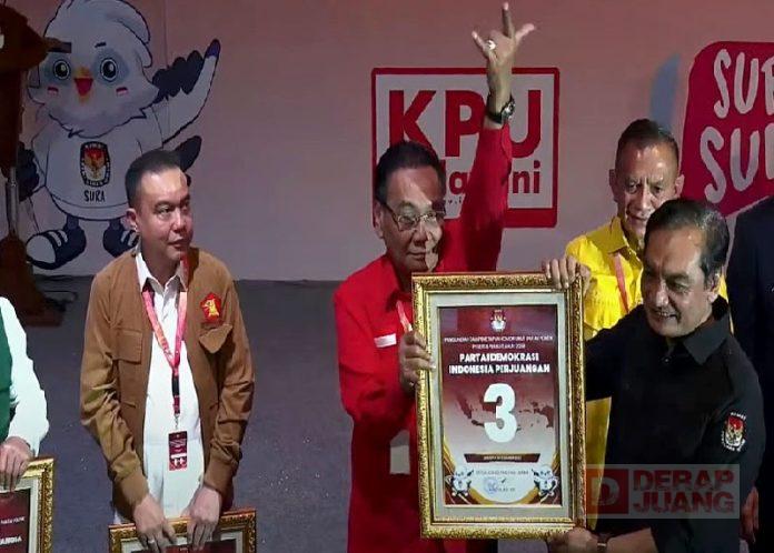 PDI Perjuangan Kembali Sandang Nomor 3