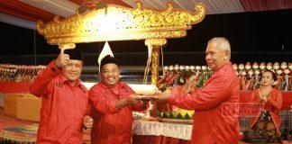 Pagelaran Wayang Golek Semarakkan HUT ke-9 Komunitas Juang di Batang