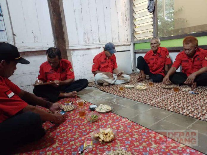 Rapat Rutin PAC dan Ranting, Darto Tekankan Kader Partai Kuatkan Grassroot