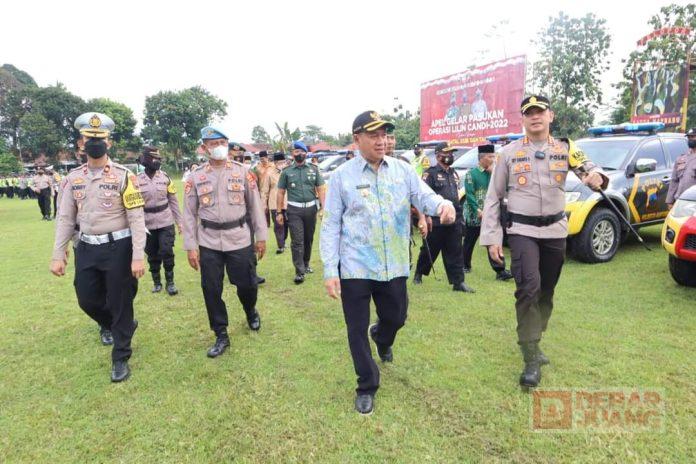 Sadewo Hadiri Apel Gelar Pasukan Operasi Lilin Candi Polresta Banyumas 2022