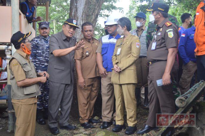 Tinjau Lokasi Banjir Rob Pantai Sodong, Taufik Perlu Penanganan Serius