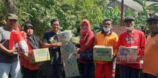 Kadarwati Berikan Sembako Bagi Korban Banjir di Kalikebo