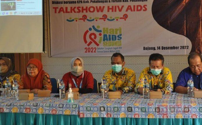 Widi Riswadi Buka Talkshow HIVAIDS di SMA Negeri Bojong