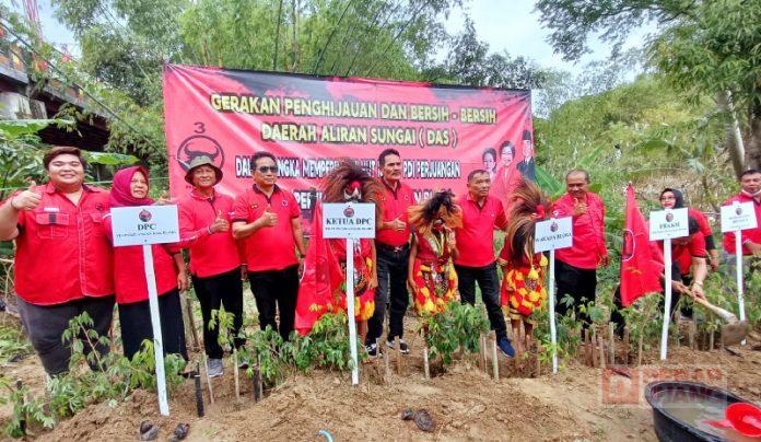 Banteng Blora Lakukan Gerakan Penghijauan di Daerah Aliran Sungai Lusi