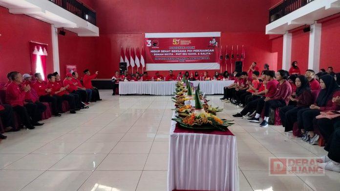 Bersama Masyarakat, PDI Perjuangan Banjarnegara Rayakan HUT Ibu Ketum ke-76