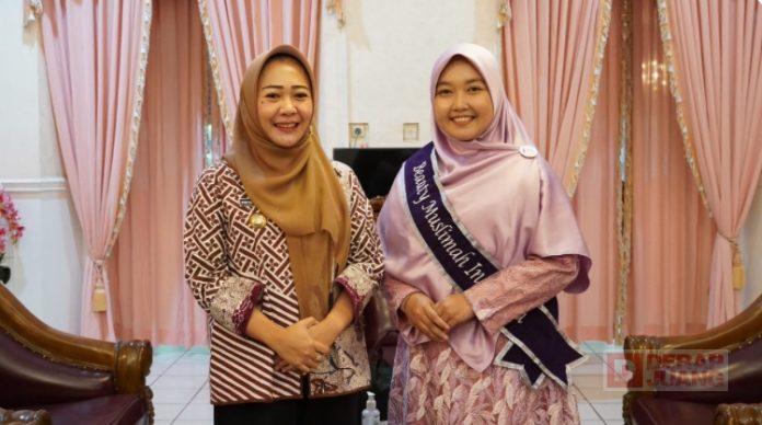 Bupati Tiwi Dukung Gadis Purbalingga Finalis Beauty Muslimah Indonesia 2023