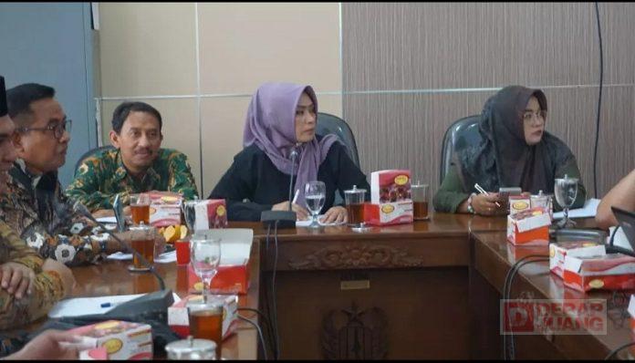 Endang Suwarningsih Minta Bank Sampah Lakukan Terobosan Pengelolaan Sampah