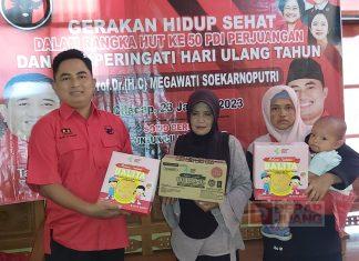 Gerakan Hidup Sehat, Pujiyono Bagikan Makanan Bergizi di Bantarsari