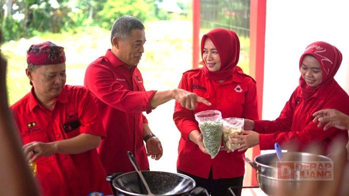 HUT Ibu Ketua Umum, Kader Banteng Demak Gerakan Hidup Sehat Bersama Rakyat (3)