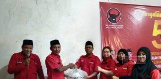 HUT Partai, DPC PDI Perjuangan Kota Pekalongan Bagikan 50 Nasi Tumpeng