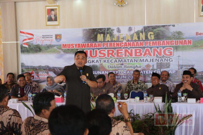 Hadir Dalam Musrenbang Majenang, Taufik Komitmen Memajukan Cilacap