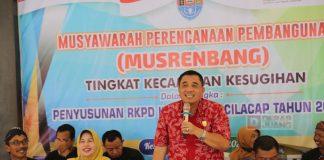 Hadiri Musrenbang Kesugihan, Taufik: Kita Diskusi Santai Tapi Serius