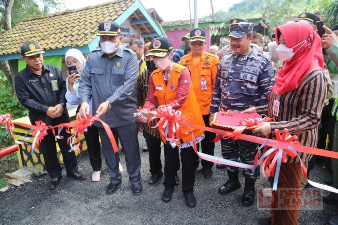 Hadiri Peresmian Jembatan Cireuy, Taufik Jaga Bersama Aset Daerah