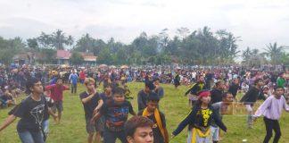 Peringati HUT Partai ke-50, Ranting Cilongok Gelar Pementasan Ebeg