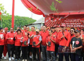 Perkuat Sabuk Pantai, PDI Perjuangan Kota Semarang Lakukan Penanaman Pohon