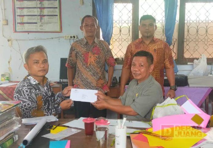 Salurkan PIP, Riyadi Harap Siswa Semakin Semangat Belajar