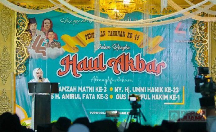 Silaturahmi Bersama Ulama, Sri Sumarni Hadiri Haul Akbar di Ponpes Manba'ul A'la