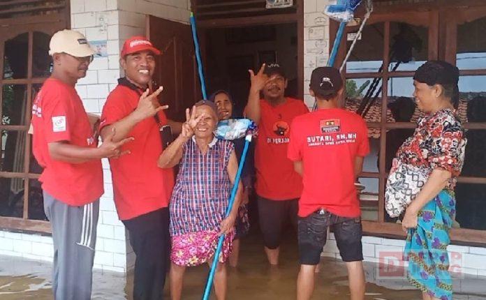 Sutari Turun Lapangan Lakukan Aksi Peduli Korban Banjir