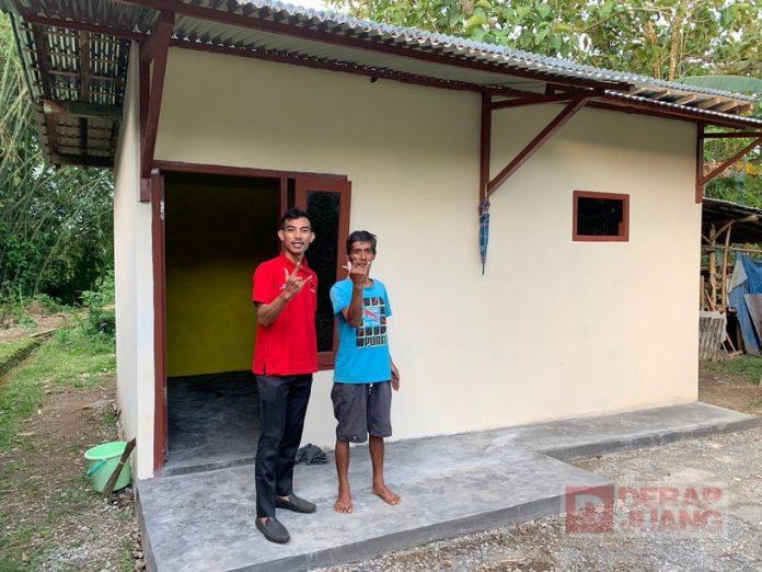 Terima Bantuan Bedah Rumah, Sutrisno TerimaKasih PDI Perjuangan dan Mas Agung