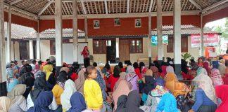 Turun ke Masyarakat, Sulistyorini Ajak Perempuan Jangan Takut Berpolitik