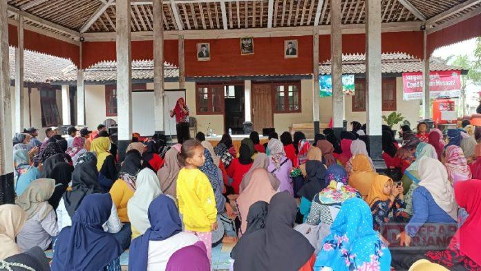 Turun ke Masyarakat, Sulistyorini Ajak Perempuan Jangan Takut Berpolitik