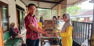 Bagas Bachtiar Bagikan Makanan Tambahan Kepada Ibu Hamil dan Balita