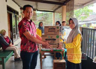 Bagas Bachtiar Bagikan Makanan Tambahan Kepada Ibu Hamil dan Balita