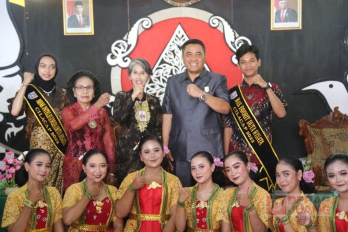 Bayar Pajak PBB Serentak Desa Kepudang, Taufik Masyarakat Harus Sadar Pajak