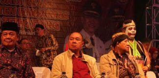 Bersama Bupati Husein, Sadewo Buka Festival Kentongan