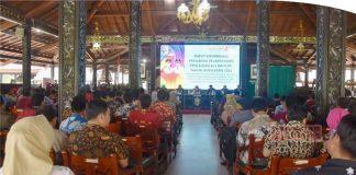 Bupati Demak Tegaskan Penyaluran BLT DBHCHT Harus Tepat Sasaran