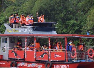 Bupati Husein Uji Coba Kapal Wisata Serayu “Bayu Sena”