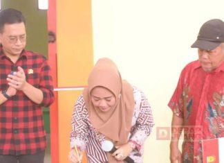 Bupati Tiwi Dorong Lumbung Pangan Masyarakat Jadi Produsen Beras Kemasan