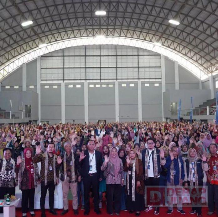 Bupati Tiwi Nasabah PNM Berperan Penting Dalam Peningkatan Perekonomian Daerah