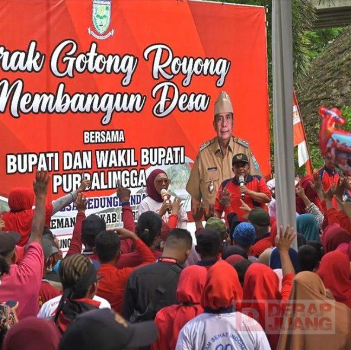 Gebrak Perdana, Bupati Tiwi Gelorakan Kembali Semangat Gotong Royong