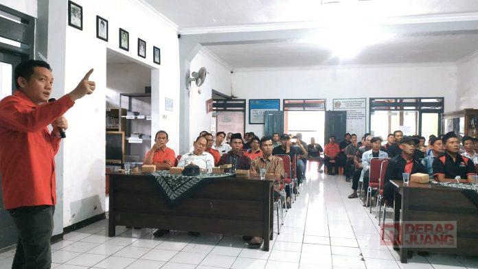 Henry Christianto Temui Masyarakat Desa Karangmangu