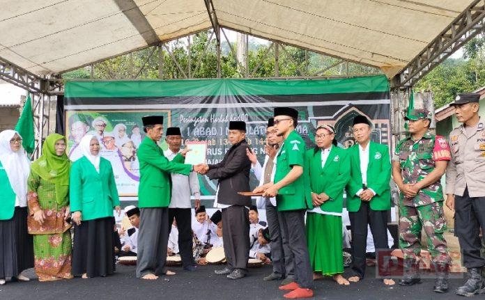 Junaedi Letakkan Batu Pertama Gedung MWC NU Watukumpul
