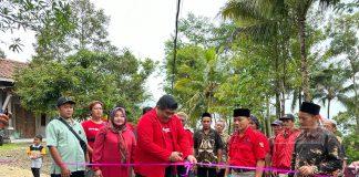 Ofan Resmikan Pembangunan Talud dan Rabat Beton Watu Agung