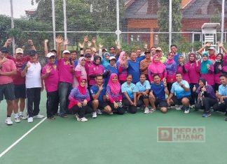 Perkuat Sinergitas, Wabup Etik Ajak Pelni Bojonegoro Olahraga Tenis Lapangan