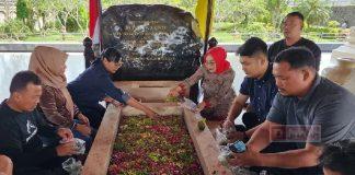 Sri Sumarni Ajak Kader PDI Perjuangan Grobogan Warisi Semangat Bung Karno