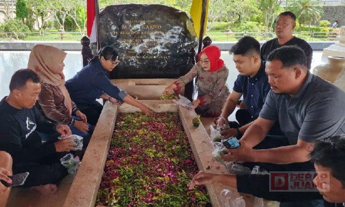 Sri Sumarni Ajak Kader PDI Perjuangan Grobogan Warisi Semangat Bung Karno