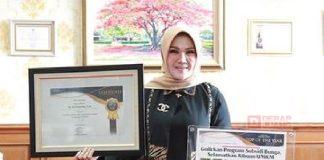 Sri Mulyani Raih Penghargaan Top Of The Year