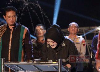 Sri Mulyani Terima Langsung ‘Boyongan’ PKL ke Taman Kuliner