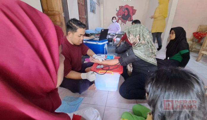 Adakan Donor Darah di Desa Bocor, Sugeng Beberkan Sejumlah Manfaatnya (2)
