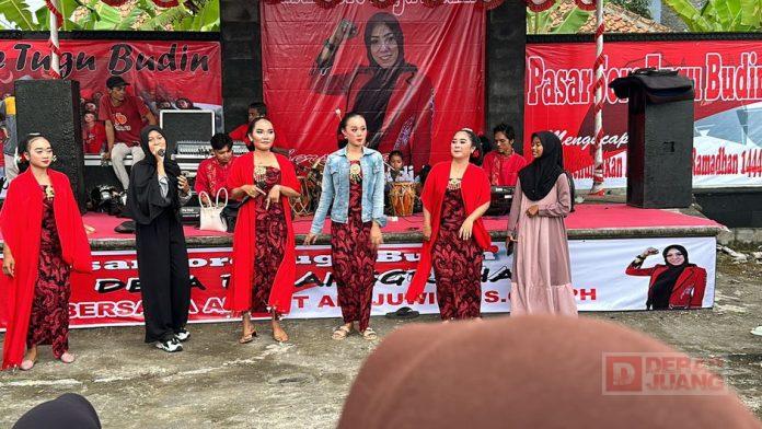 Anggit Adi Juwita Ngabuburit Bareng Warga Pesanggrahan