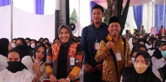 Beri Semangat 894 Peserta, Mbak Etik Tinjau Tes CAT PPPK Blora