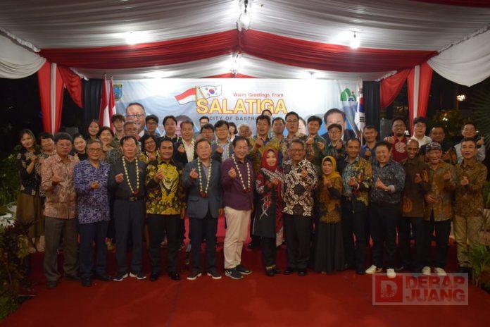 Bung Dance Sambut Kunjungan Pemkot Mungyeong, Korea Selatan