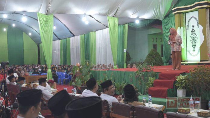 Bupati Tiwi Ilmu Agama Jadi Benteng Diri dari Perilaku Negatif