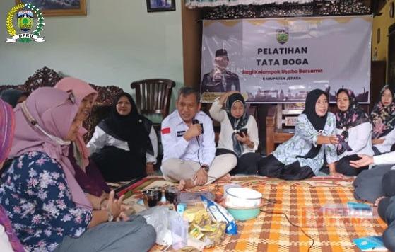 Dongkrak Ekonomi Kerakyatan, Junarso Fasilitasi Pelatihan Tata Boga