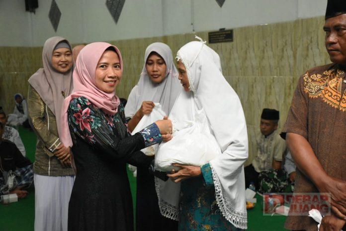 Gelar Tarawih Keliling, Wabup Rista Serap Aspirasi Masyarakat